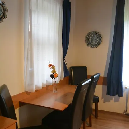 Bodza Vendeghaz - Apartmanhaz * Demjen