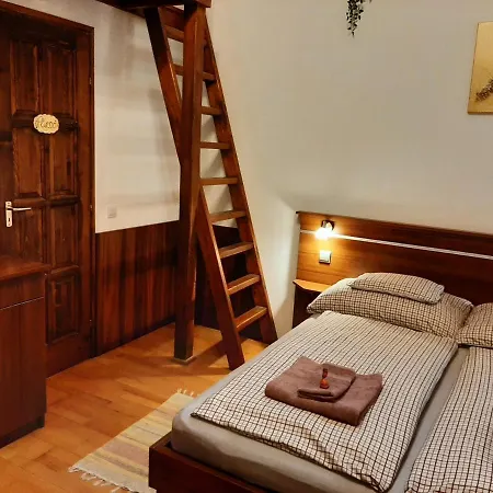 Bodza Vendeghaz - Apartmanhaz Apartment *